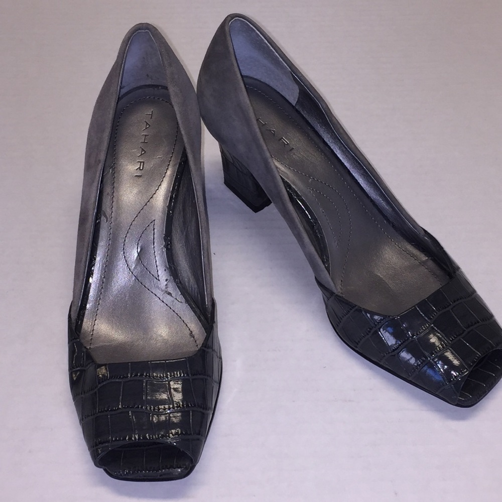 TAHARI Shoes Gray Suede and Patent Leather.